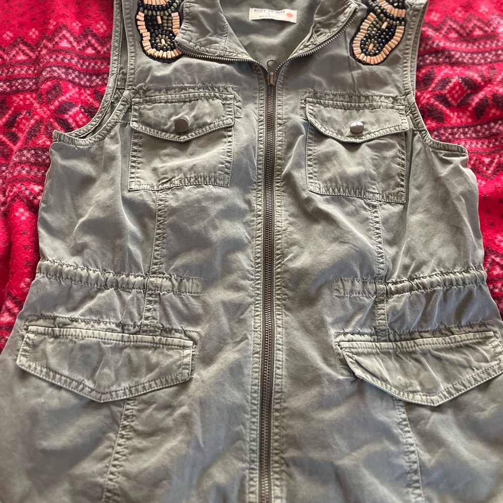 Ruff Hewn vest jacket
100% cottom.